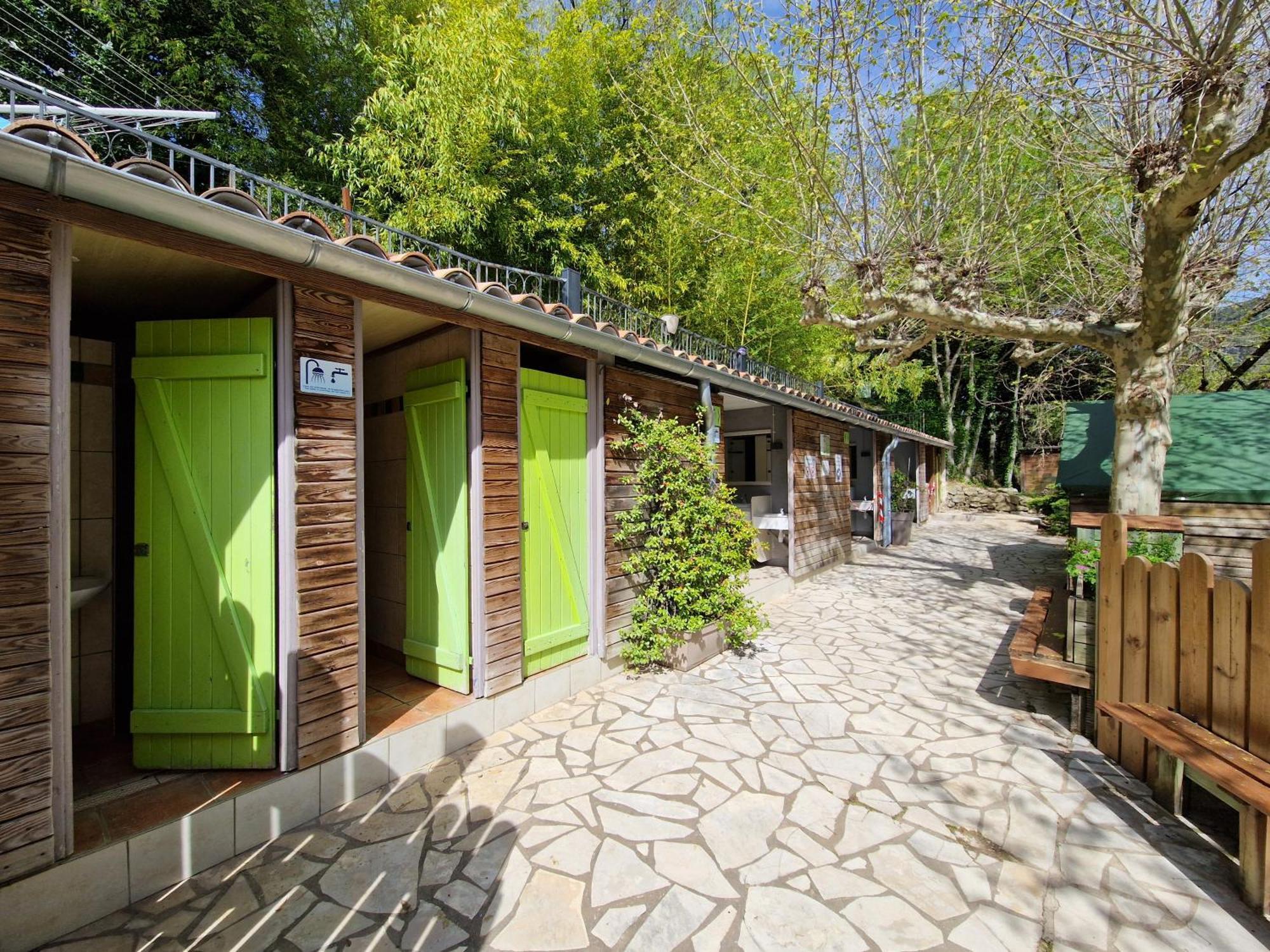 Vallon-Pont-dʼArc Camp Des Gorges - Camping Nature מראה חיצוני תמונה